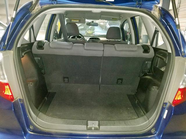 JHMGE8H28AS000577 - 2010 HONDA FIT BLUE photo 9