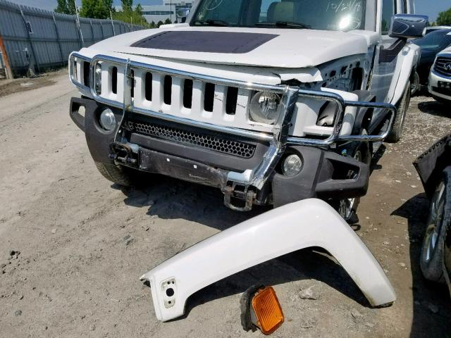 5GTDN13E778167346 - 2007 HUMMER H3 WHITE photo 9