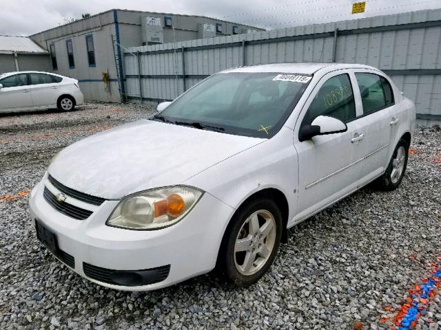 1G1AL58F787105227 - 2008 CHEVROLET COBALT LT WHITE photo 2