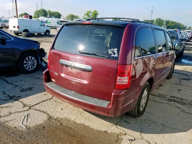 2A8HR54P18R777018 - 2008 CHRYSLER TOWN & COU MAROON photo 4