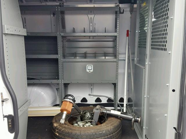 3C6TRVNG0JE143343 - 2018 RAM PROMASTER 白色 照片 6