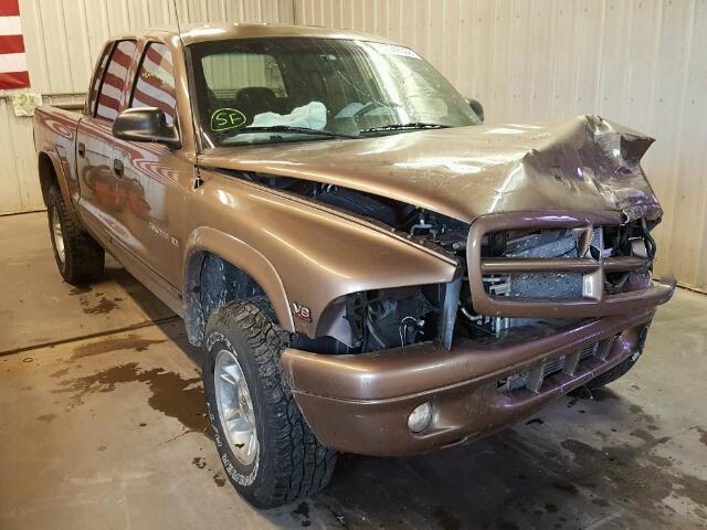 1B7HG2AZ5YS732101 - 2000 DODGE DAKOTA QUA BROWN photo 1