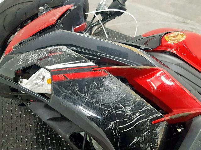 JKAEXEE18GDA21629 - 2016 KAWASAKI EX650 E RED photo 14