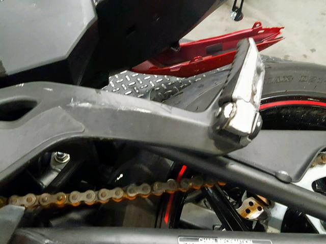 JKAEXEE18GDA21629 - 2016 KAWASAKI EX650 E RED photo 17