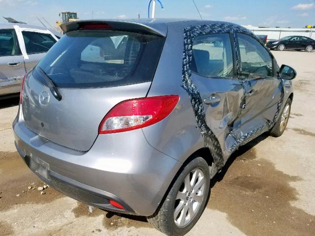 JM1DE1LY1D0155902 - 2013 MAZDA MAZDA2 SILVER photo 4