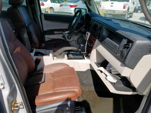 1J8HG58276C100307 - 2006 JEEP COMMANDER 银色 照片 5