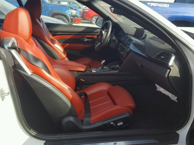 WBS4Z9C54JEA24398 - 2018 BMW M4 WHITE photo 5