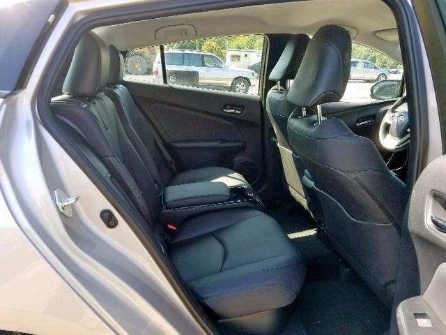 JTDKARFP6H3066044 - 2017 TOYOTA PRIUS PRIM 灰色 照片 6