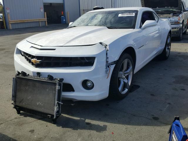 2G1FT1EW9B9179306 - 2011 CHEVROLET CAMARO 2SS WHITE photo 2