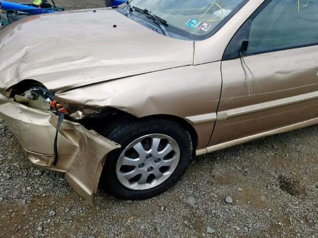 KNADC125746321668 - 2004 KIA RIO GOLD photo 9