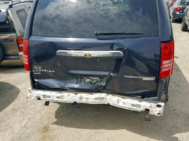 2A4RR6DX8AR282607 - 2010 CHRYSLER TOWN & COU BLACK photo 9