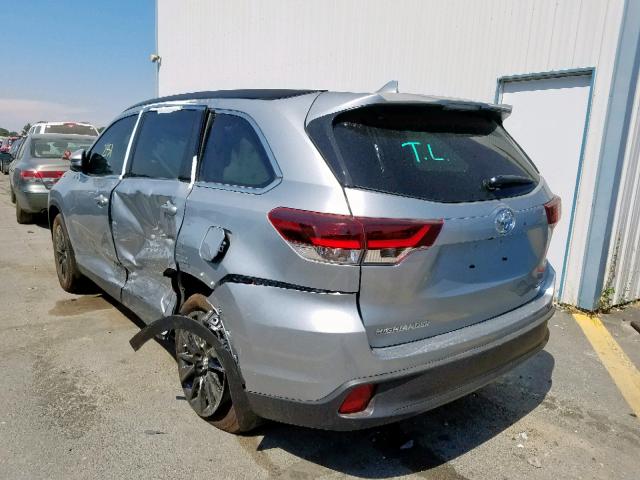 5TDJZRFH7KS564403 - 2019 TOYOTA HIGHLANDER SILVER photo 3