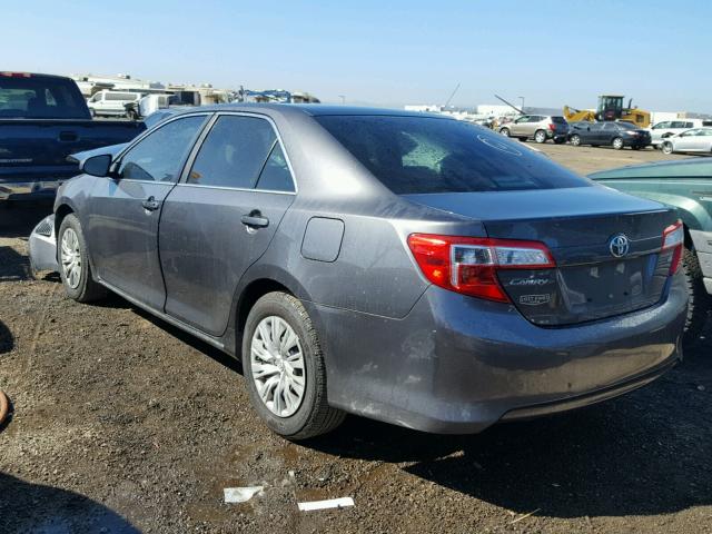 4T4BF1FK9DR318043 - 2013 TOYOTA CAMRY L GRAY photo 3