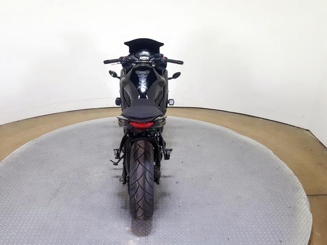 JKAEXEE17FDA19014 - 2015 KAWASAKI EX650 E BLACK photo 9