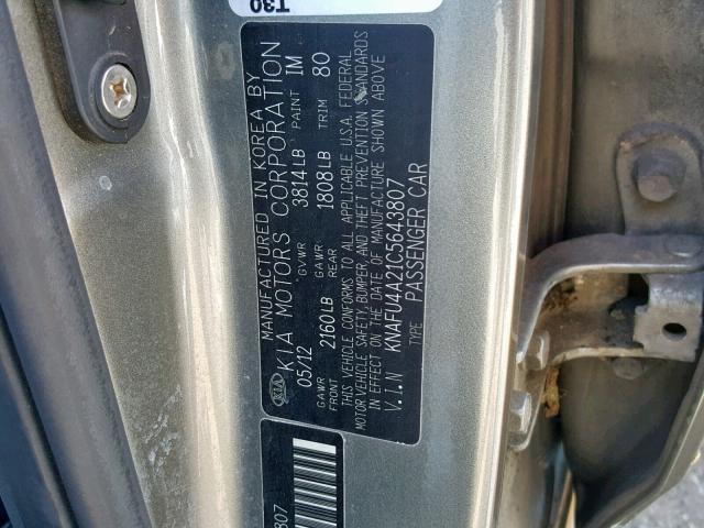 KNAFU4A21C5643807 - 2012 KIA FORTE EX GRAY photo 10