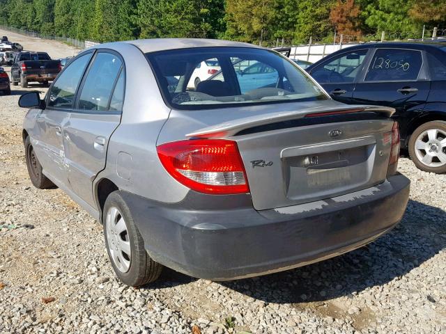 KNADC125546304206 - 2004 KIA RIO SILVER photo 3