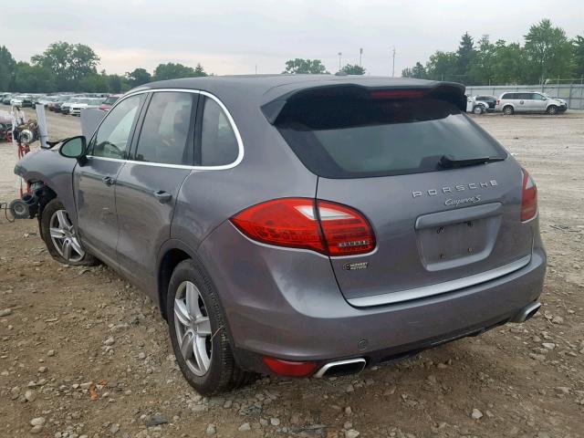 WP1AB2A20BLA47538 - 2011 PORSCHE CAYENNE S GRAY photo 3