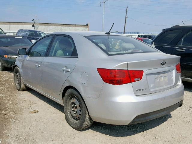 KNAFU4A2XC5482633 - 2012 KIA FORTE EX SILVER photo 3