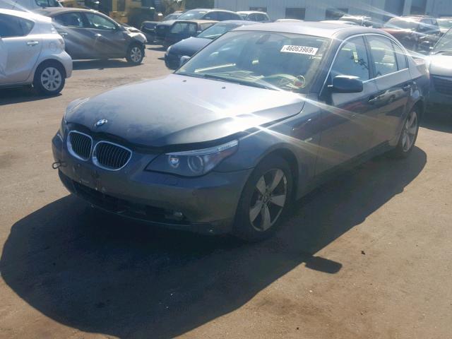 WBANF73546CC34394 - 2006 BMW 530 XI GRAY photo 2