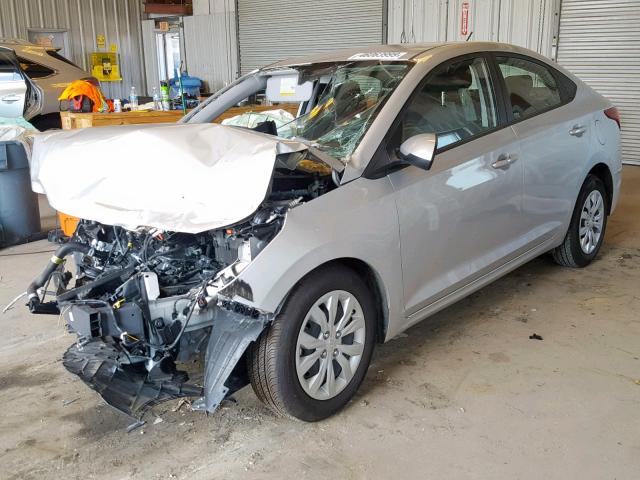 3KPC24A31KE065165 - 2019 HYUNDAI ACCENT SE SILVER photo 2