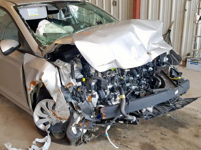 3KPC24A31KE065165 - 2019 HYUNDAI ACCENT SE SILVER photo 9