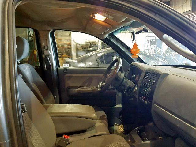 1D7HW28P37S149196 - 2007 DODGE DAKOTA QUA GRAY photo 5