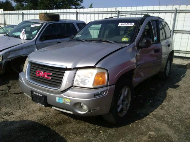 1GKDT13S242328286 - 2004 GMC ENVOY SILVER photo 2