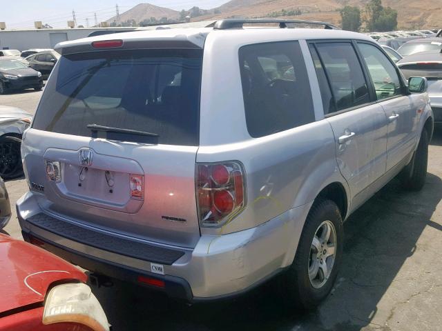 5FNYF18388B042807 - 2008 HONDA PILOT SE SILVER photo 4