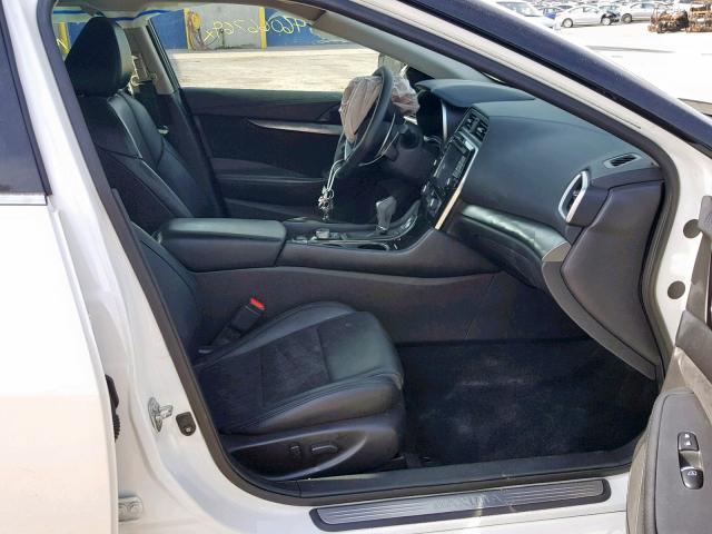 1N4AA6AP0GC405211 - 2016 NISSAN MAXIMA 3.5 WHITE photo 5