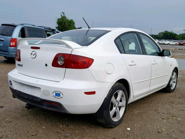 JM1BK32FX61438811 - 2006 MAZDA 3 I WHITE photo 4