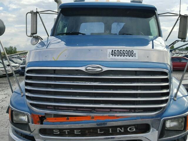 2FZHAZCV34AM19517 - 2004 STERLING TRUCK LT 9500 BLUE photo 7