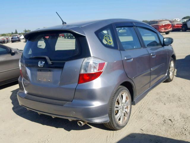 JHMGE88409S059118 - 2009 HONDA FIT SPORT GRAY photo 4