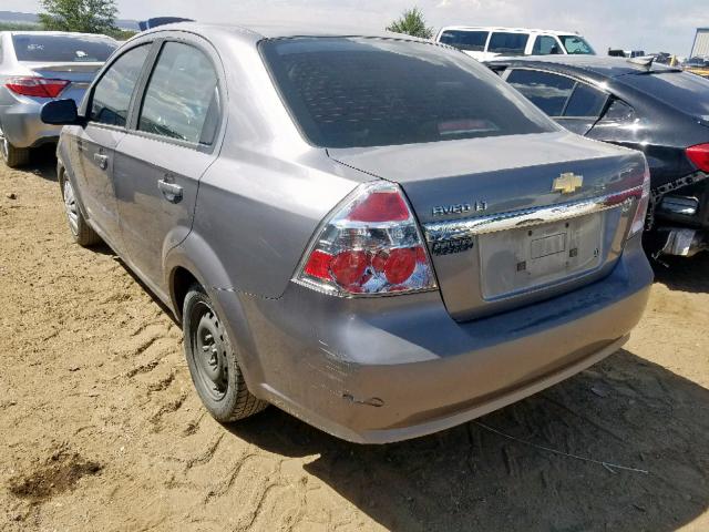 KL1TD56E89B402147 - 2009 CHEVROLET AVEO LS SILVER photo 3