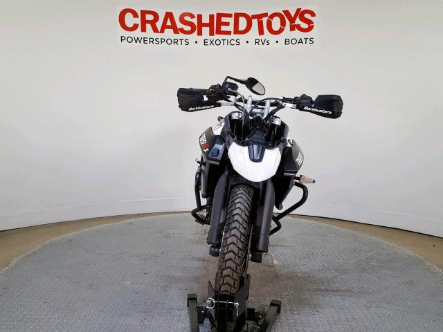 SMTE11BF2HT785790 - 2017 TRIUMPH MOTORCYCLE TIGER 800X WHITE photo 3
