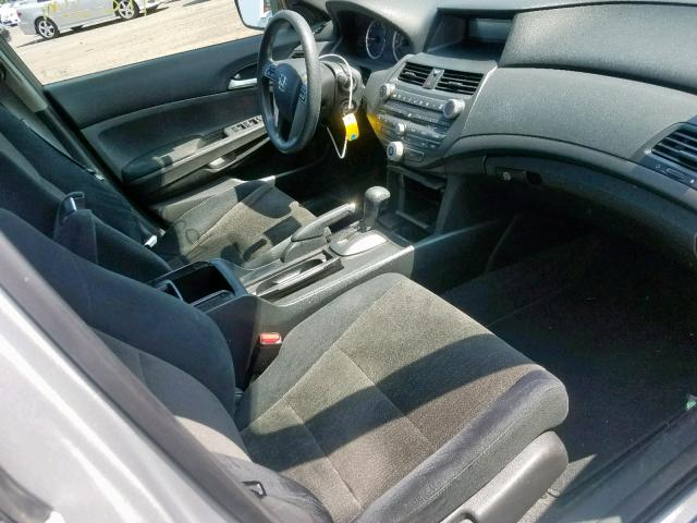 1HGCP26419A201705 - 2009 HONDA ACCORD LXP GRAY photo 5