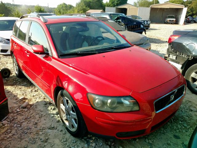 YV1MW682052061766 - 2005 VOLVO V50 T5 RED photo 1