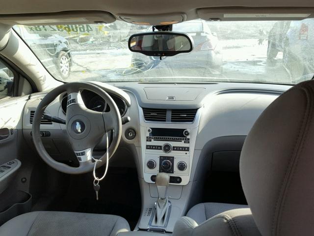 1G1ZB5E00CF176080 - 2012 CHEVROLET MALIBU LS შავი ფოტო 9