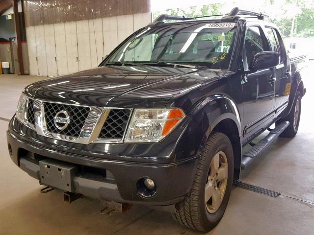 1N6AD07W46C475755 - 2006 NISSAN FRONTIER C BLACK photo 2