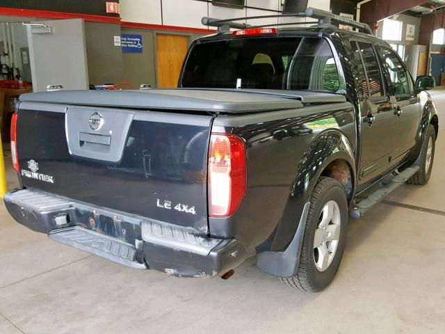 1N6AD07W46C475755 - 2006 NISSAN FRONTIER C BLACK photo 4