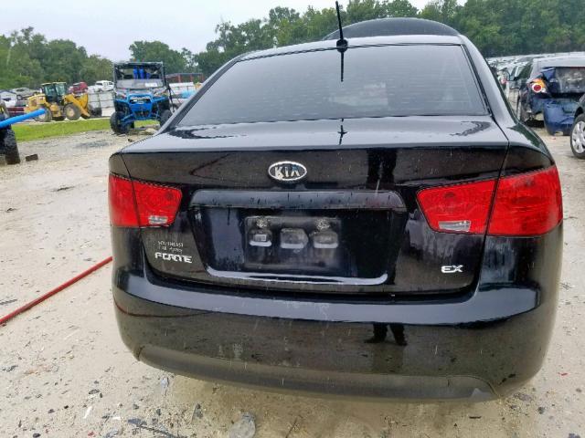 KNAFU4A22B5355714 - 2011 KIA FORTE EX BLACK photo 9