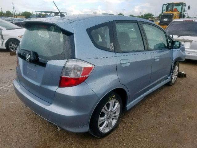 JHMGE8H53BC003778 - 2011 HONDA FIT SPORT BLUE photo 4