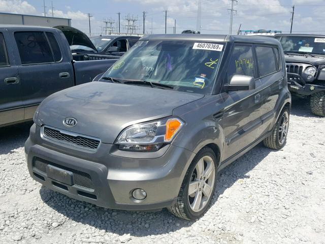 KNDJT2A23A7052013 - 2010 KIA SOUL + GRAY photo 2