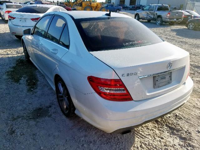 WDDGF4HB3CA628312 - 2012 MERCEDES-BENZ C 250 WHITE photo 3