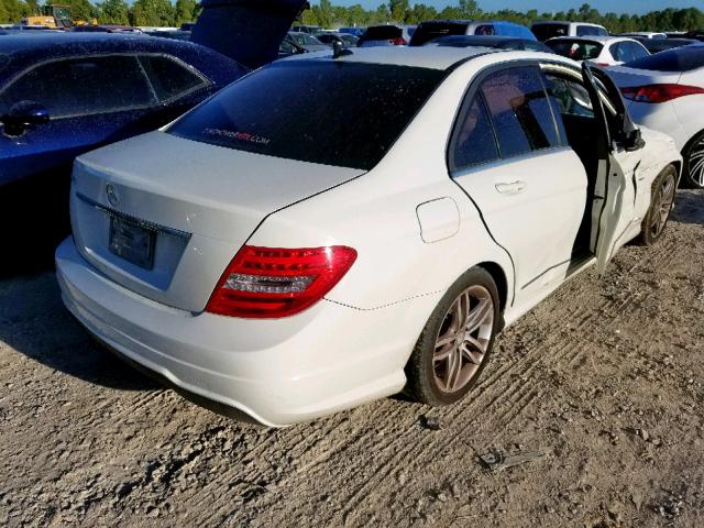 WDDGF4HB3CA628312 - 2012 MERCEDES-BENZ C 250 WHITE photo 4