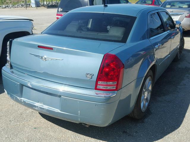 2C3LA63HX8H292895 - 2008 CHRYSLER 300C BLUE photo 4