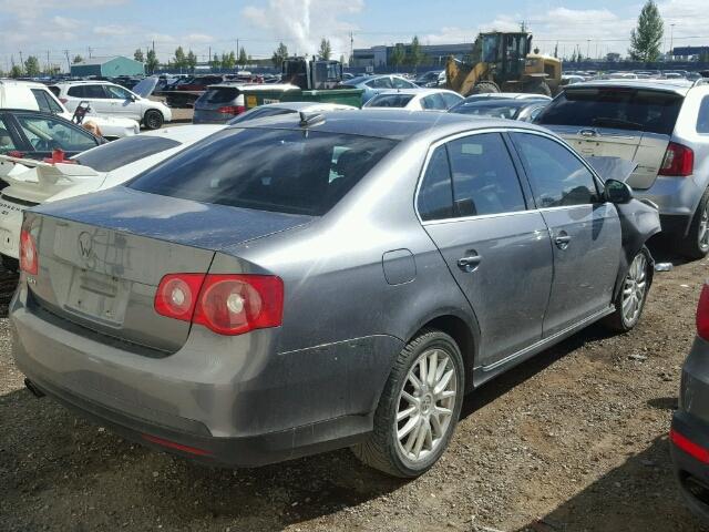 3VWXJ71K66M845488 - 2006 VOLKSWAGEN JETTA GLI GRAY photo 4