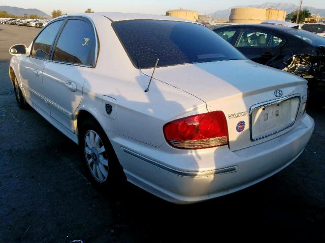 KMHWF35H73A822250 - 2003 HYUNDAI SONATA GLS WHITE photo 3