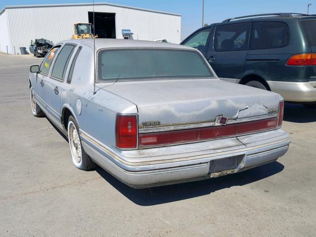 1LNCM83W2MY695908 - 1991 LINCOLN TOWN CAR C BLUE photo 3