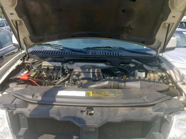 5LMFU28566LJ25790 - 2006 LINCOLN NAVIGATOR თეთრი ფოტო 7