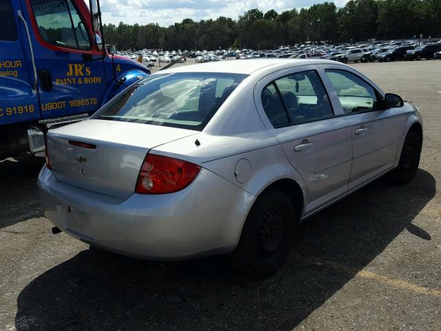 1G1AL55F077401421 - 2007 CHEVROLET COBALT LT SILVER photo 4